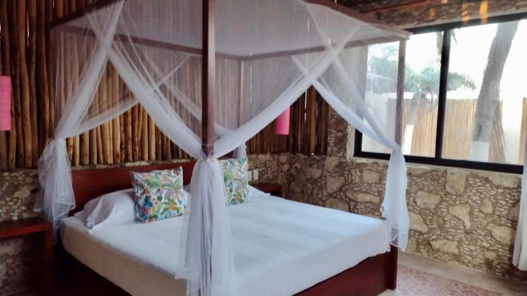Pina Coloradas Ecolodge Yuluc Rum bild
